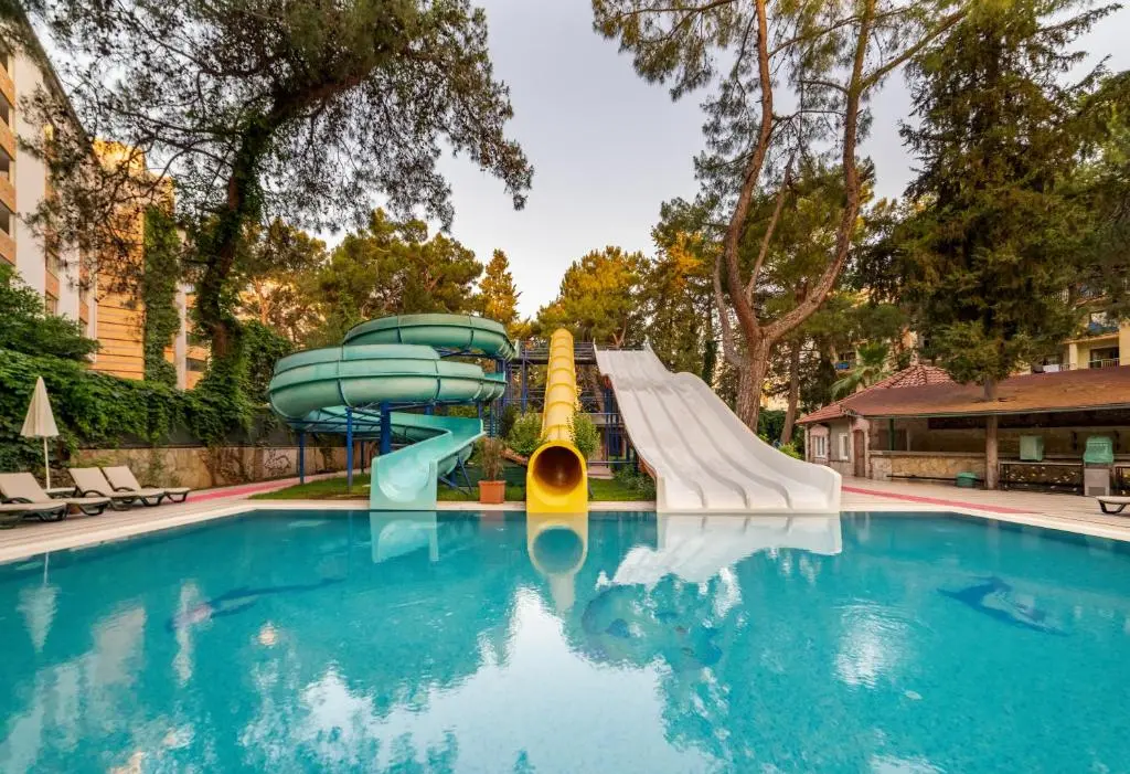 ВСТРЕЧАЕМ ЛЕТНИЕ КАНИКУЛЫ В ТУРЦИИ