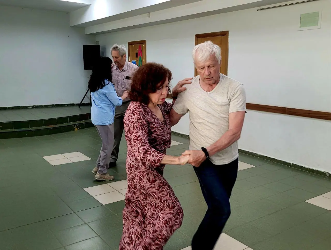 Активное долголетие: бальные танцы