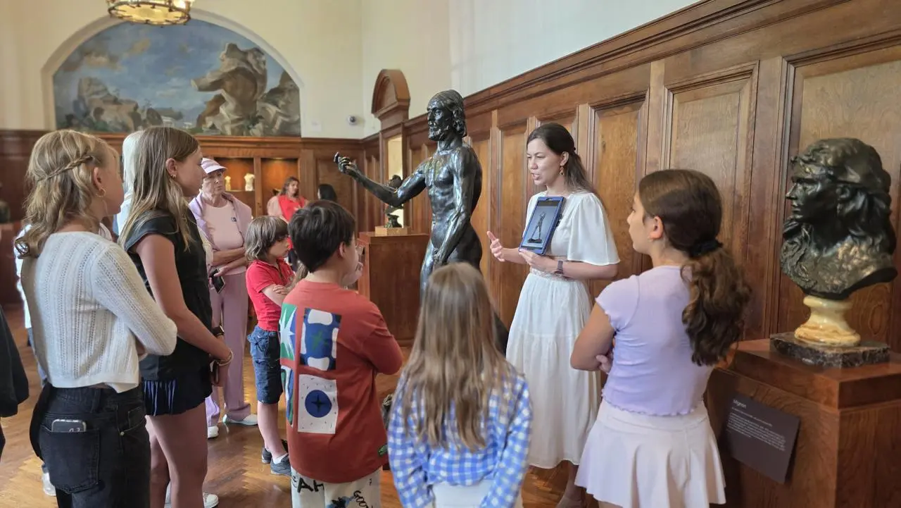 Let's go to a Museum in Metropolitan Museum of Art: City of Venice