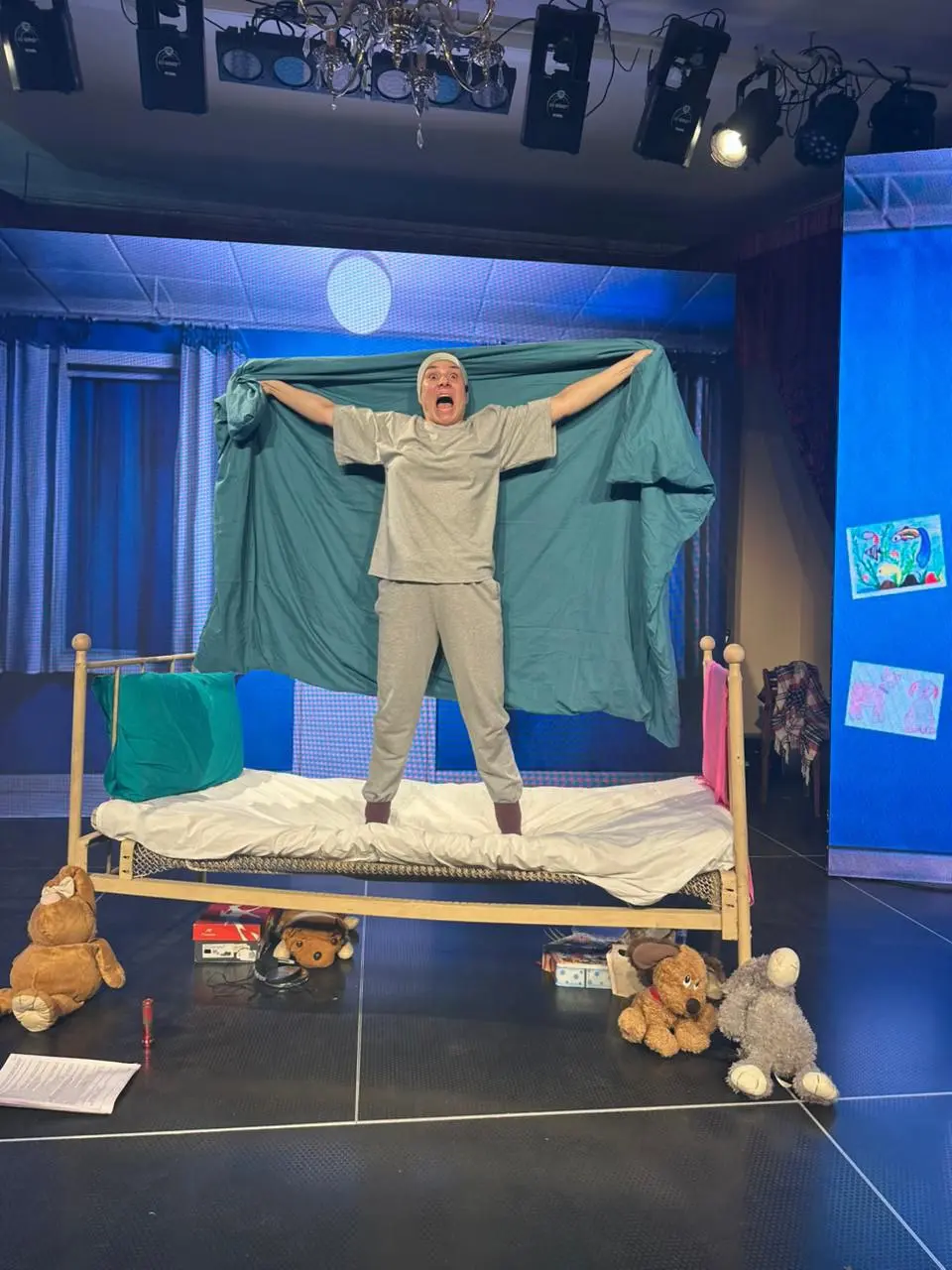 Репетиции эскиза "Оскар и Розовая дама"