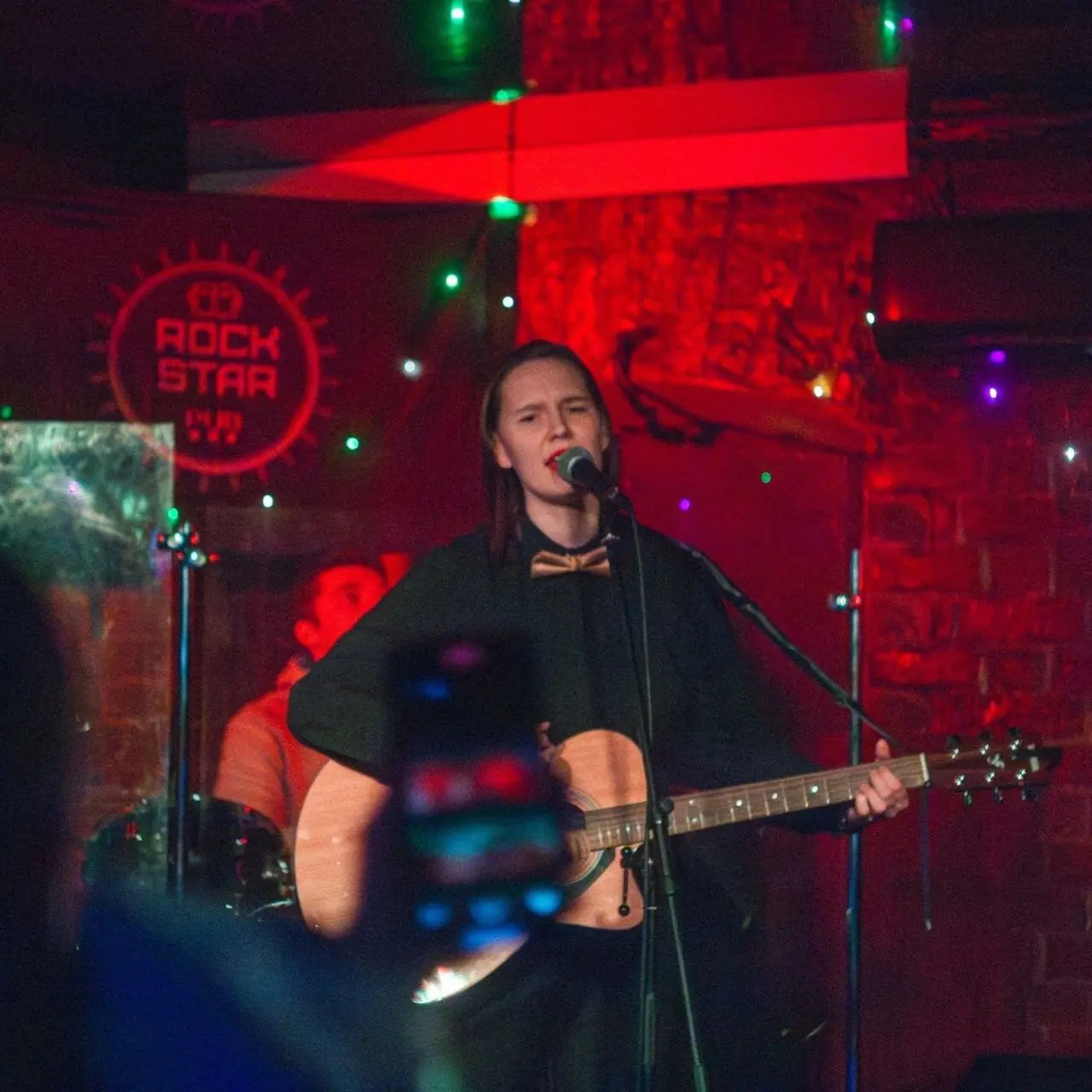 Участники вечера тихих звуков