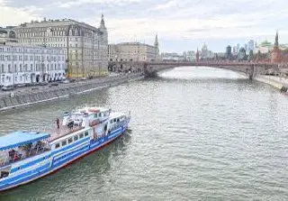Речная прогулка по Москва-реке на теплоходе за 99 рублей