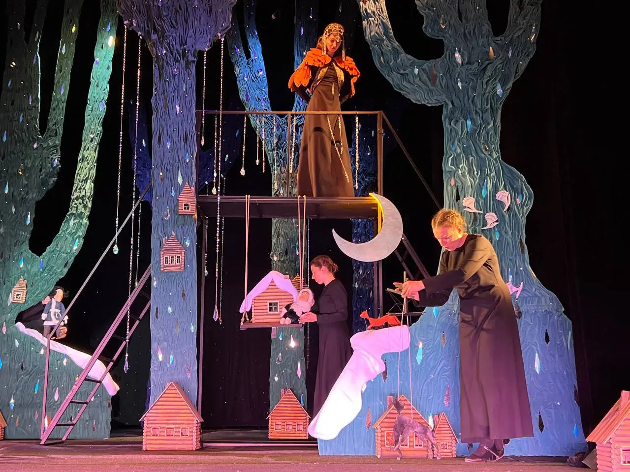 ПРЕМЬЕРА «Серебряное копытце» во Владимирском областном театре кукол 6+