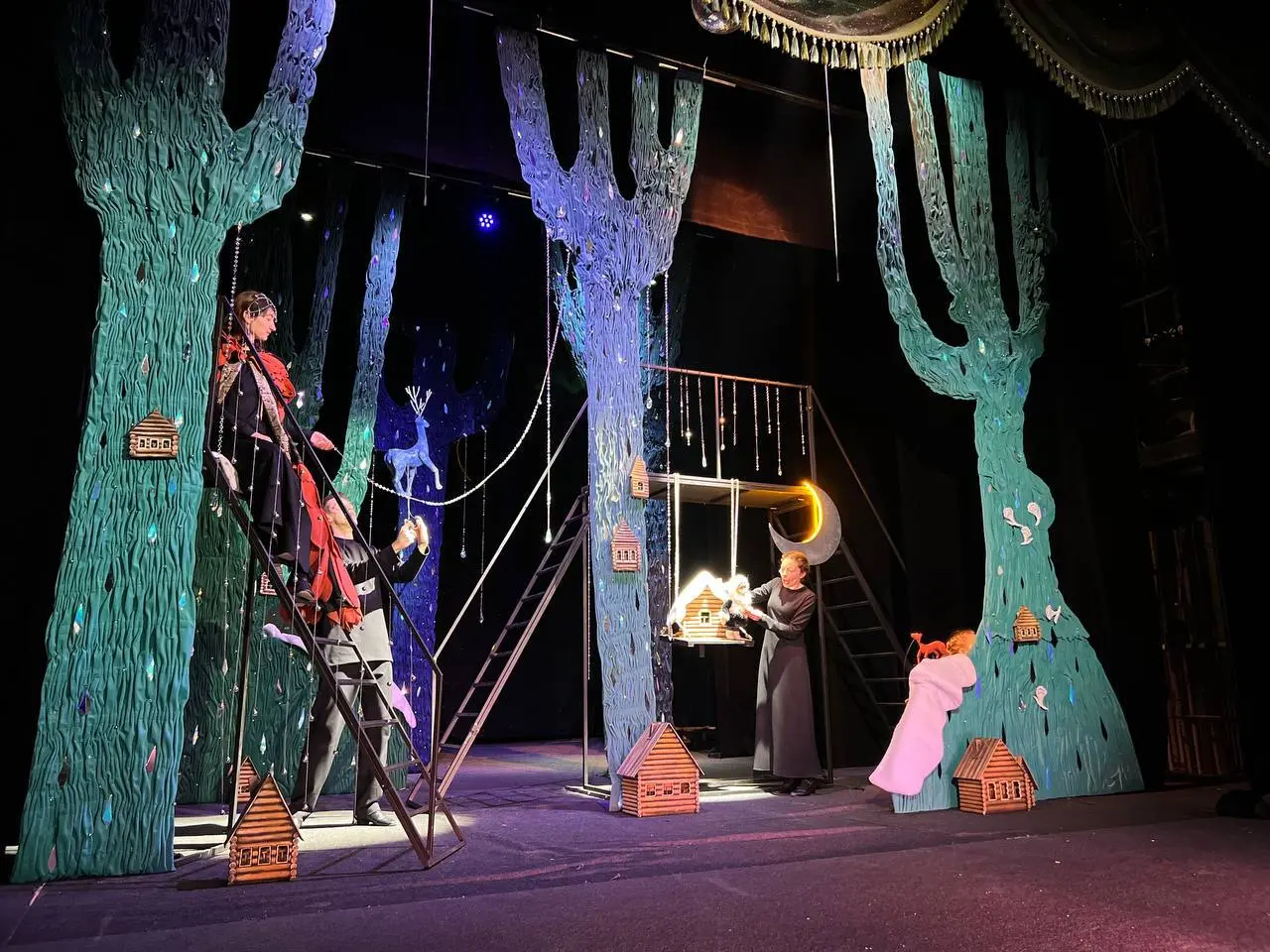 ПРЕМЬЕРА «Серебряное копытце» во Владимирском областном театре кукол 6+