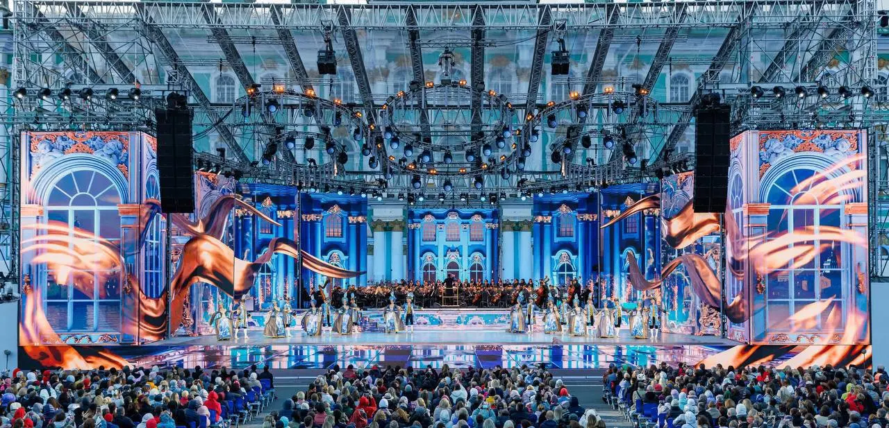 День города в Санкт-Петербурге (Питер)