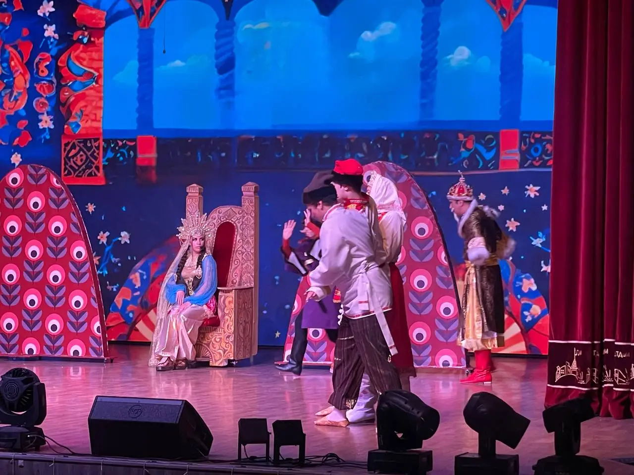 Конек-горбунок во Дворце «Восточный»