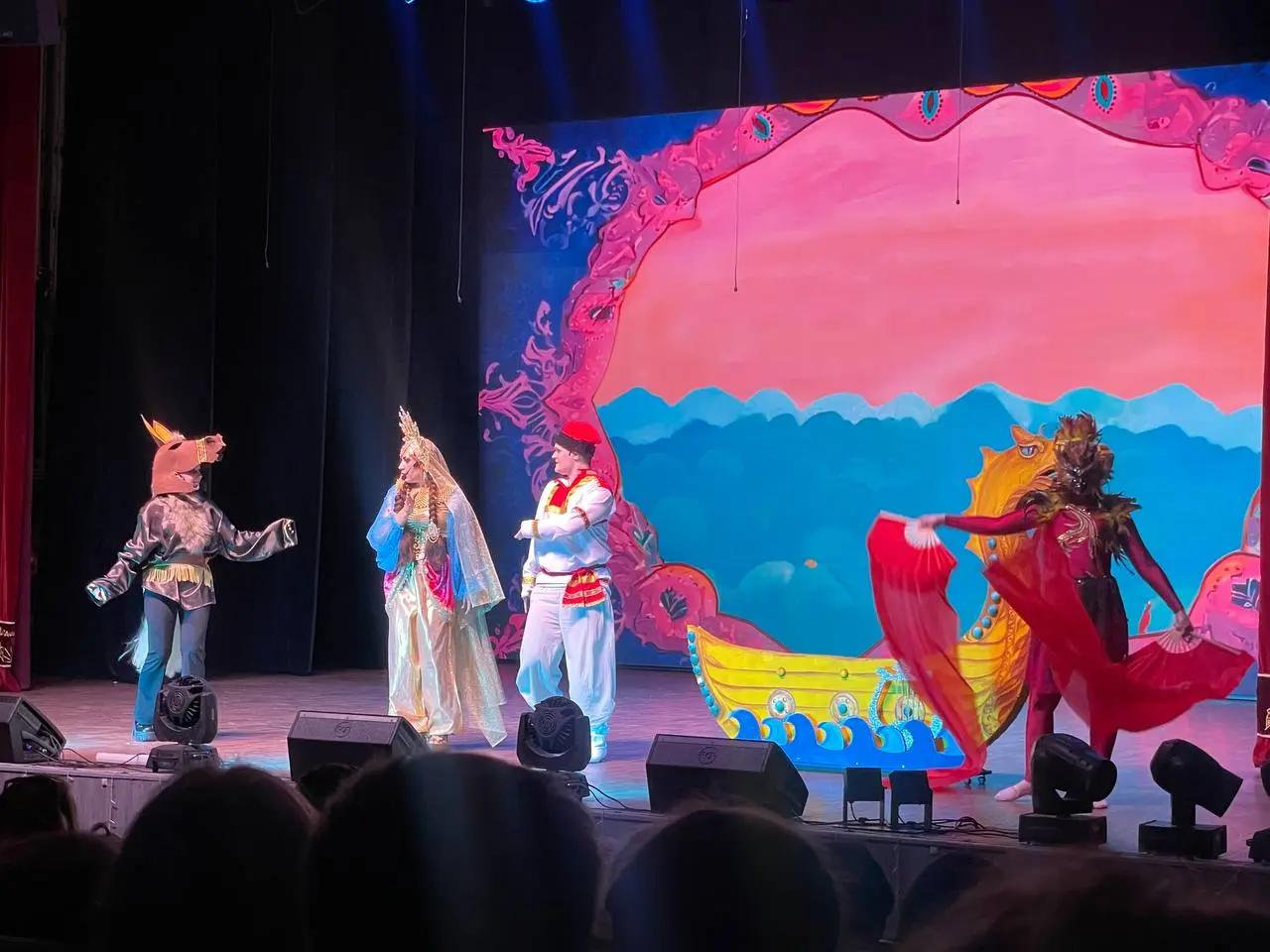 Конек-горбунок во Дворце «Восточный»