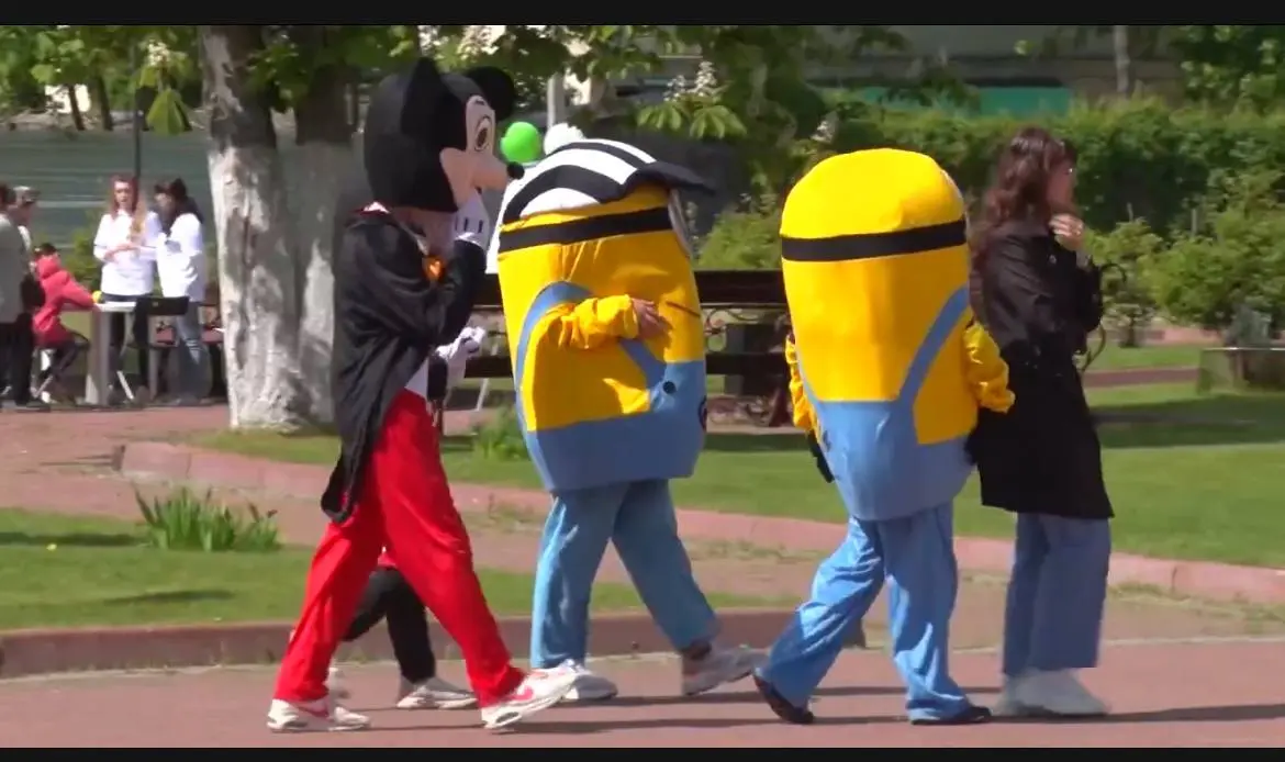 Детский праздник в Городском саду