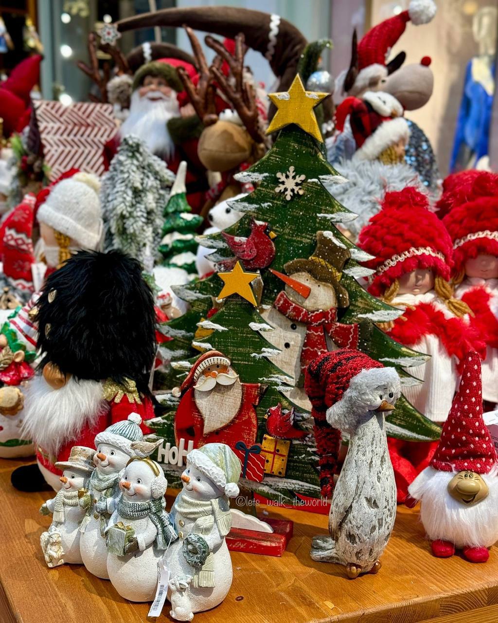 Настоящая новогодняя ярмарка