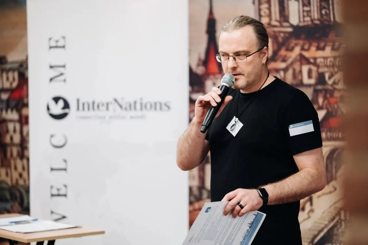 Полезные Деловые Знакомства | открытый микрофон