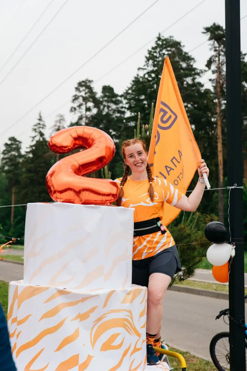 Яркий день рождения бегового клуба ЖеRunners в Пестовском парке на 5 вёрст