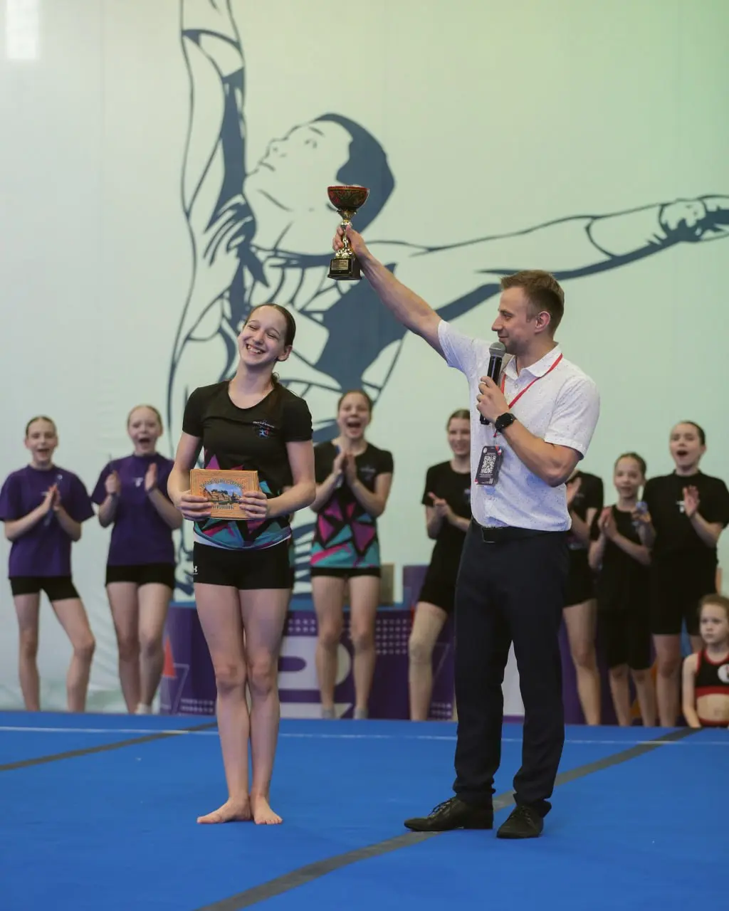 Акробатический челлендж на баланс