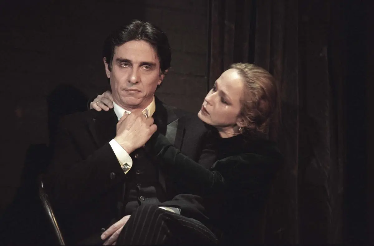 Вечера Малого драматического театра в «Авроре»: «Бесы»