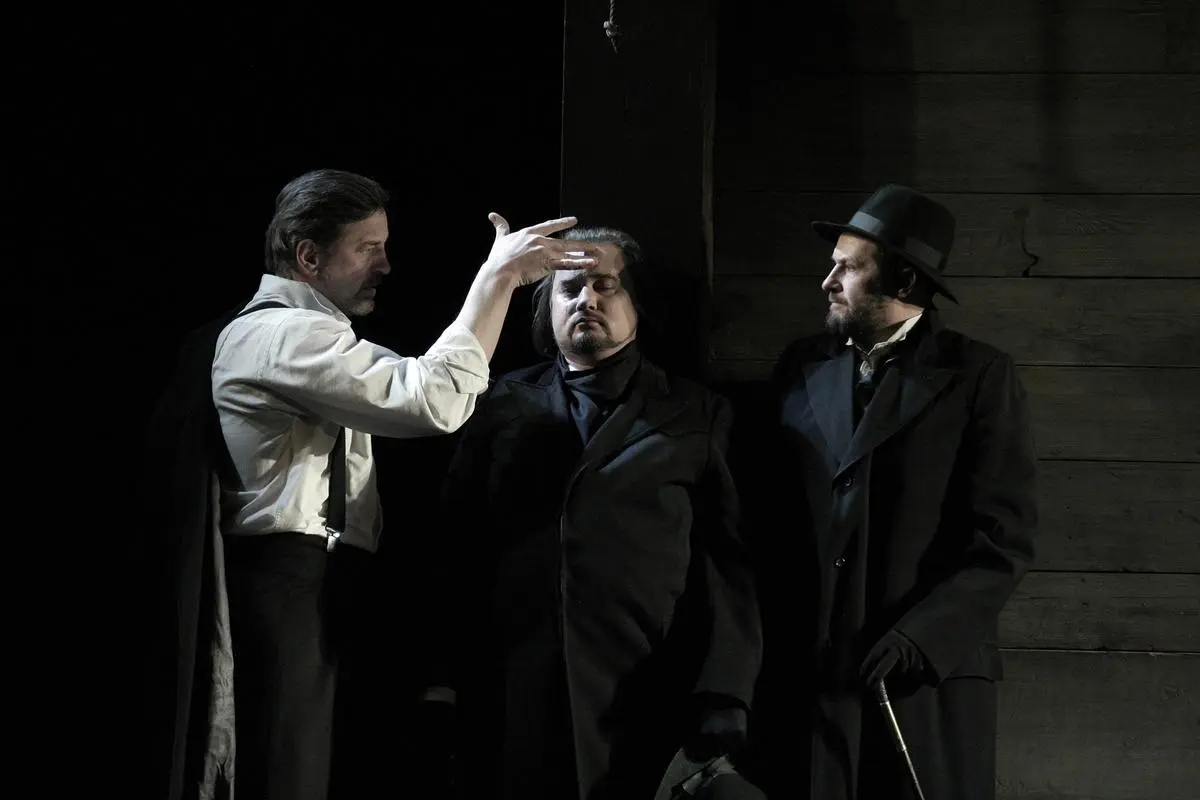 Вечера Малого драматического театра в «Авроре»: «Бесы»