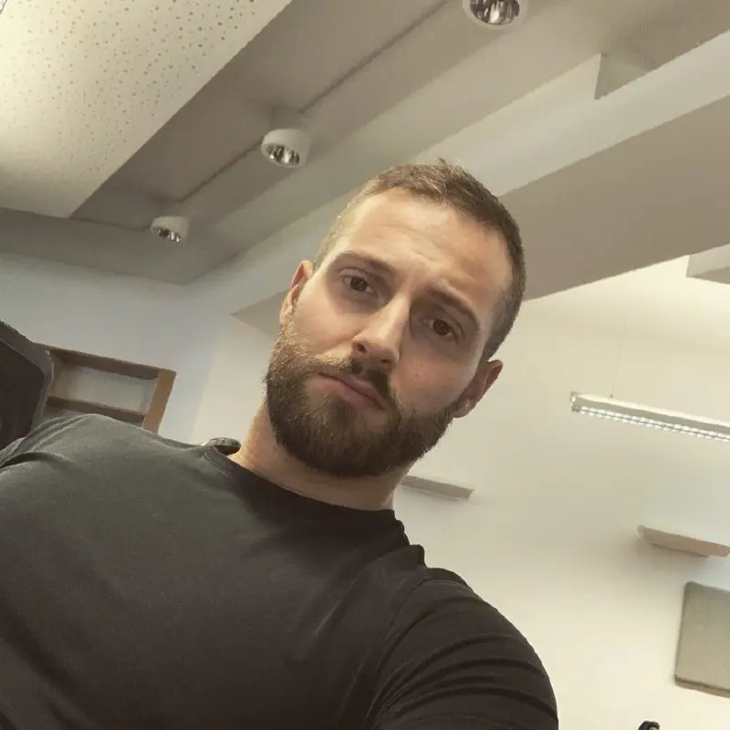 Поиграть в большой теннис