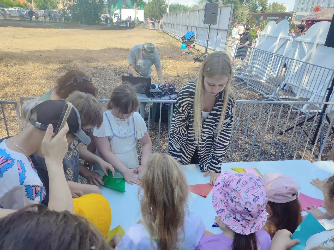 Мастер-класс по созданию бумажного воздушного шара