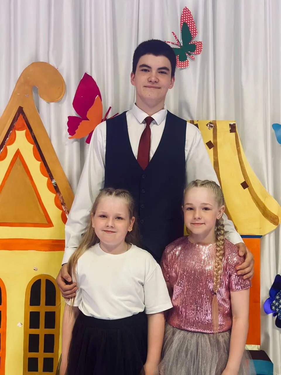 ПРАЗДНИЧНЫЙ КОНЦЕРТ