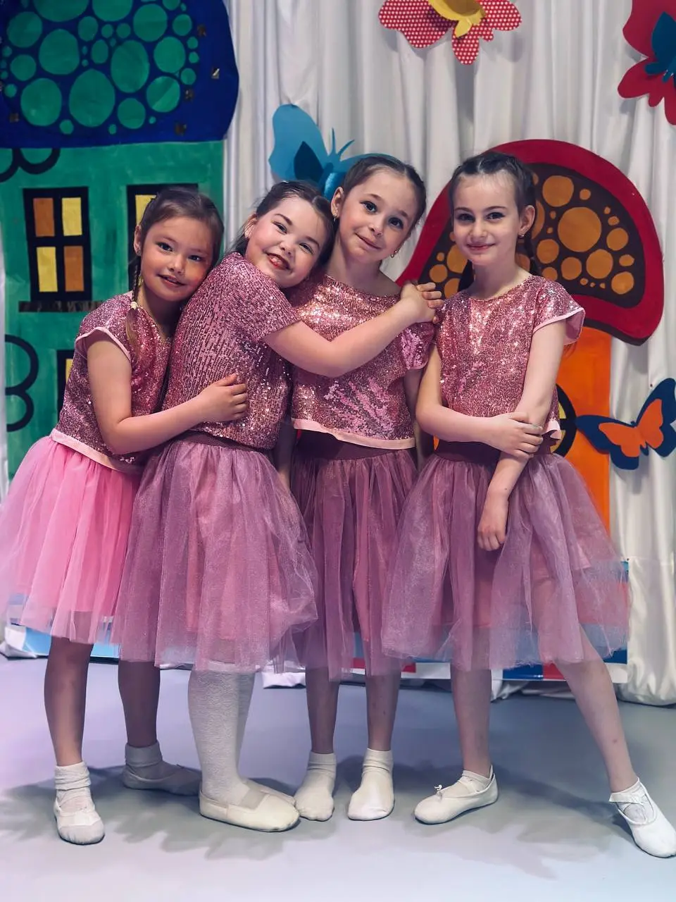 ПРАЗДНИЧНЫЙ КОНЦЕРТ