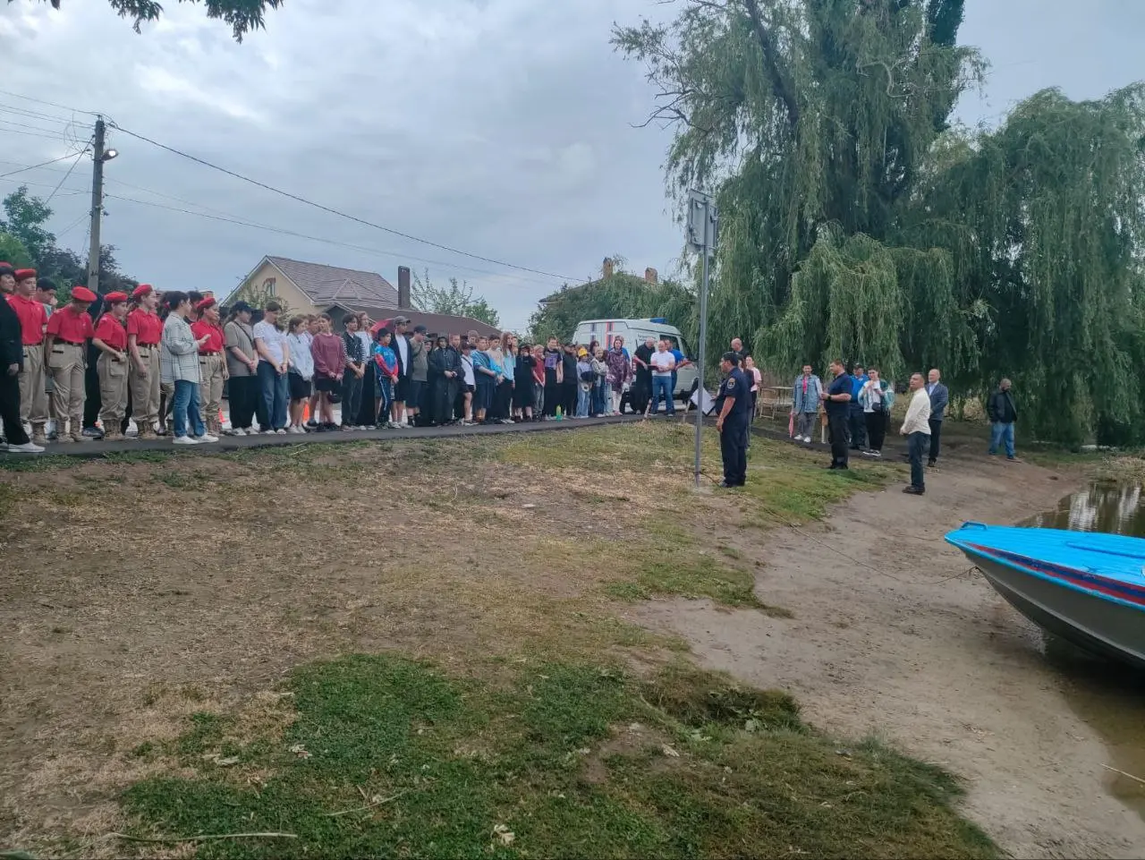 Урок безопасности на воде для учеников школы №13 Мясниковского района