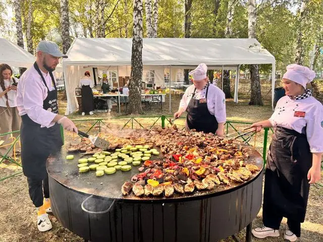 На сабантуе приготовили самый большой гриль в Башкирии