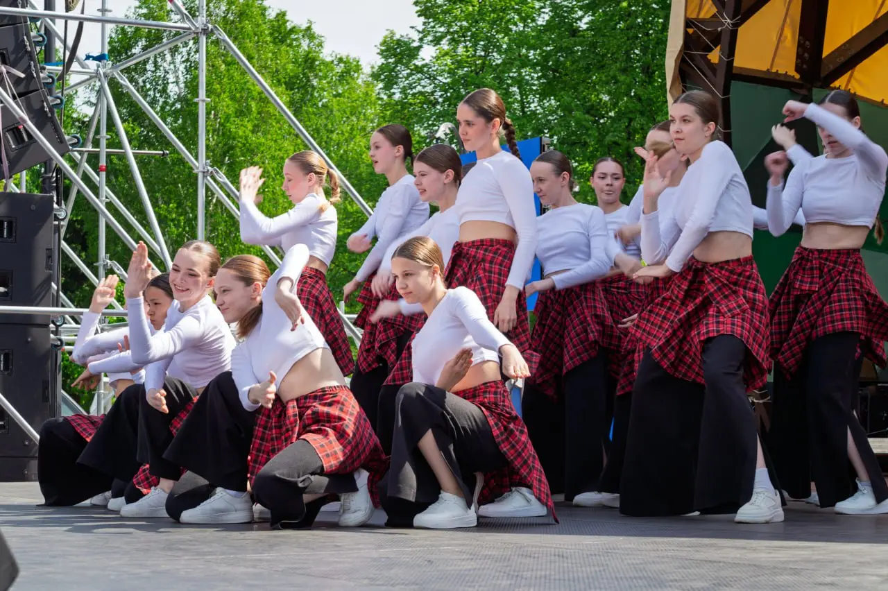 День защиты детей в городском саду Томска