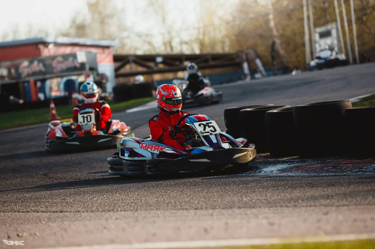 RACE WEEK