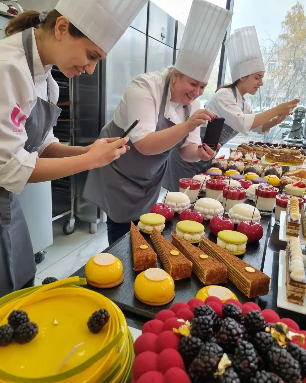 Курсы "Начинающий кондитер" и "Венская выпечка" в Алматы 8-10 июля 2025