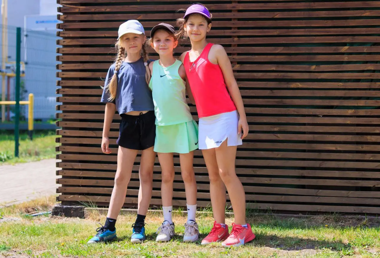 Летний теннисный лагерь в Академии Александра Островского