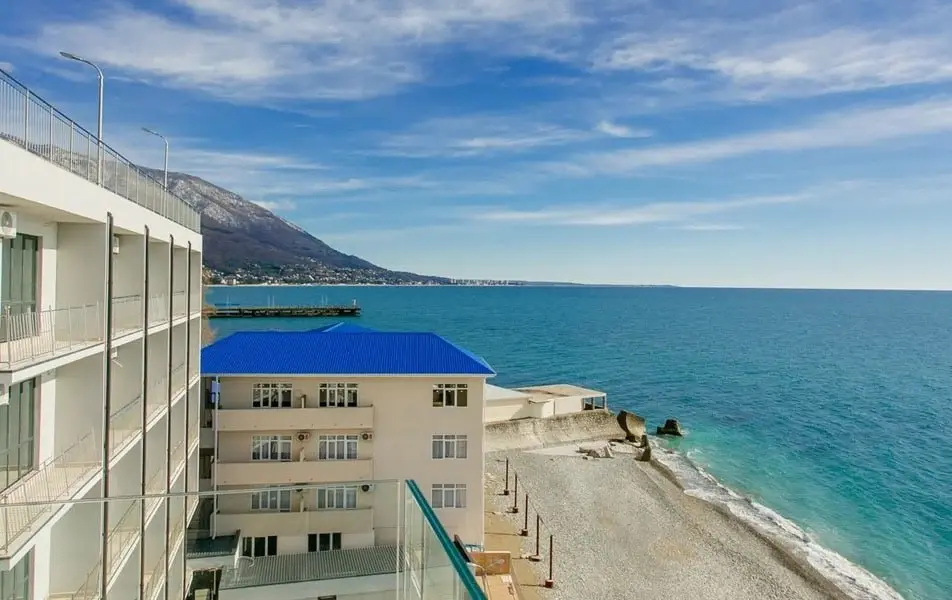 Абхазия — Море, Горы и Спокойствие