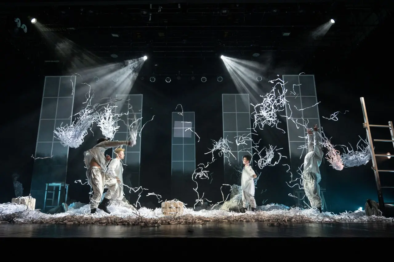 Театральное представление: 'Дон Кихот' в Омском Пятом театре