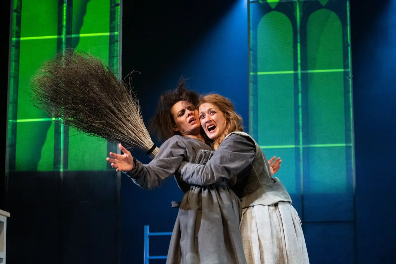 Театральное представление: 'Дон Кихот' в Омском Пятом театре