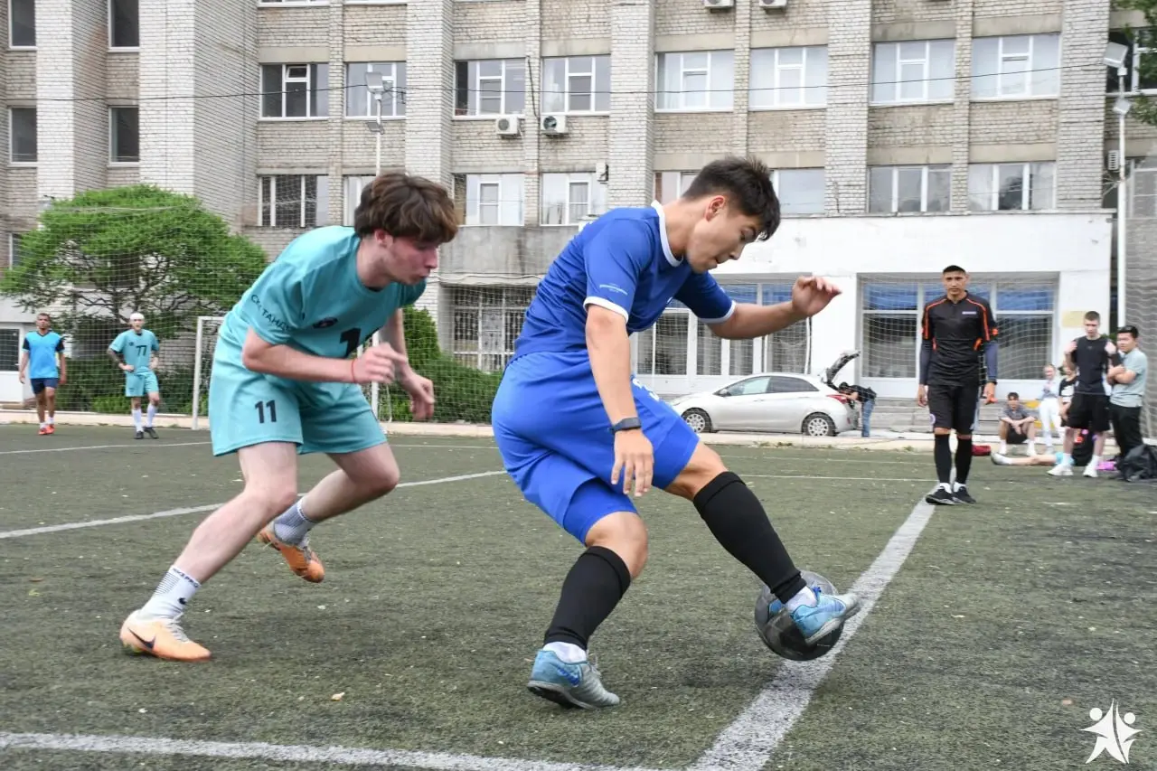 Новые чемпионы Лиги педагогов в ВГСПУ