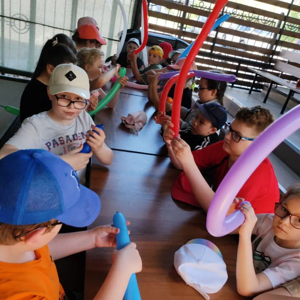 Мастер-класс по аэродизайну и изготовлению фигурок из воздушных шаров