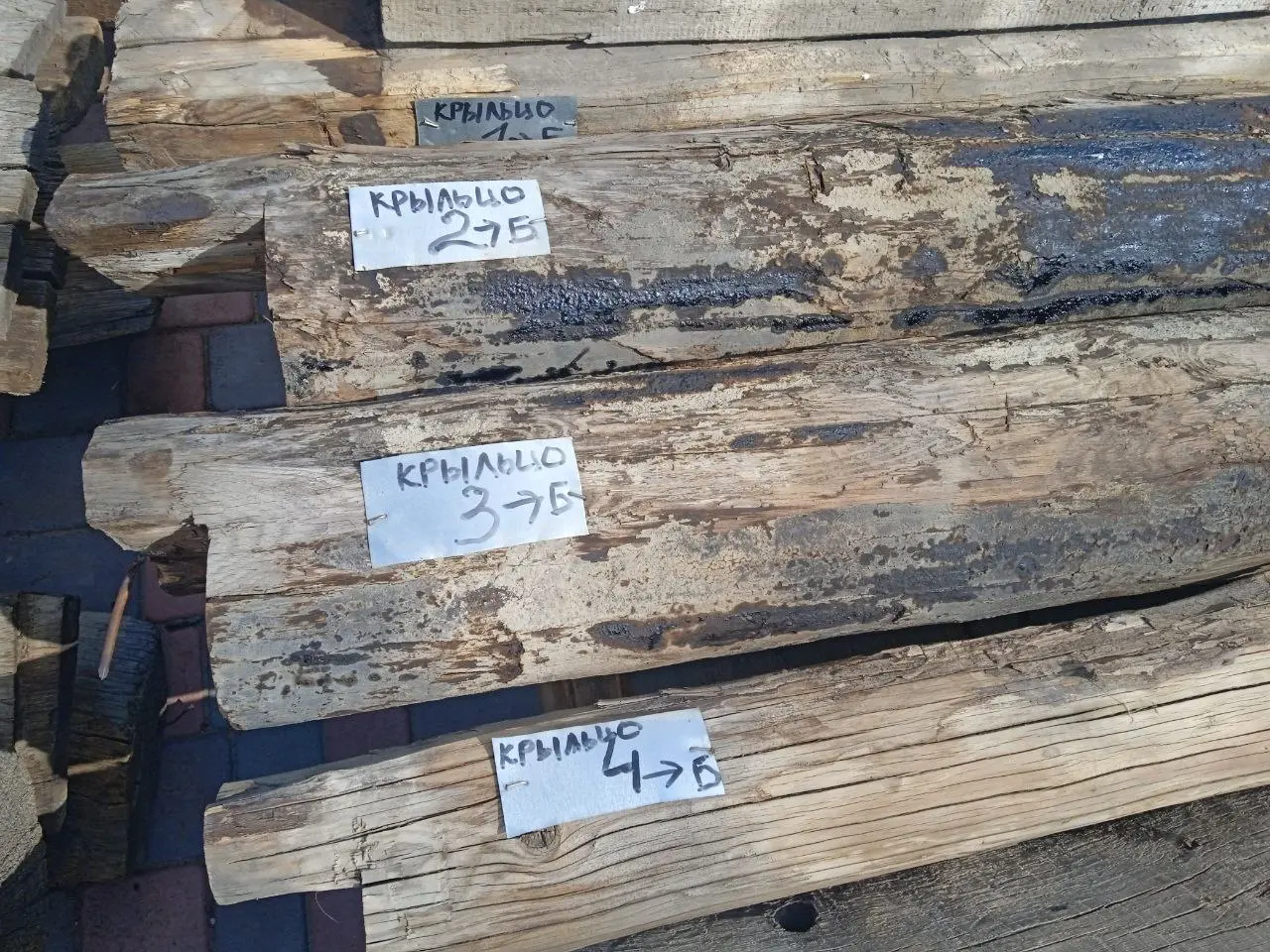 сбор амбара начала XIX века в музейном комплексе "Луганский городок"