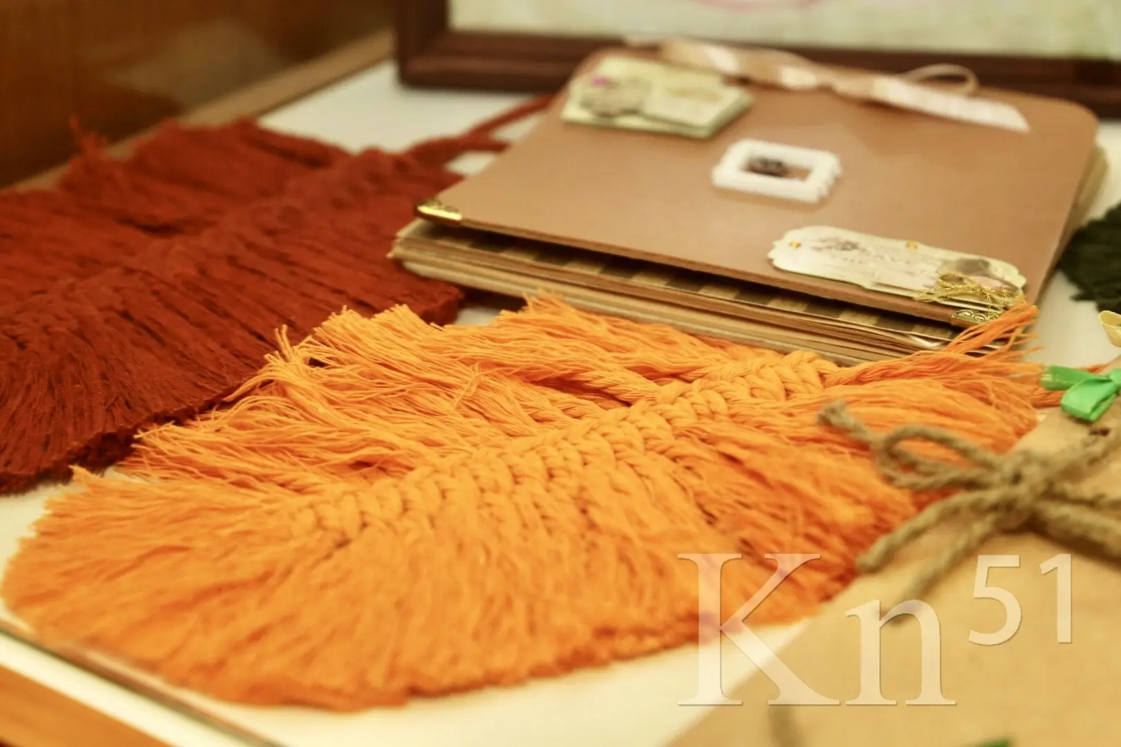 Книжно-предметная выставка в центральной библиотеке Никеля