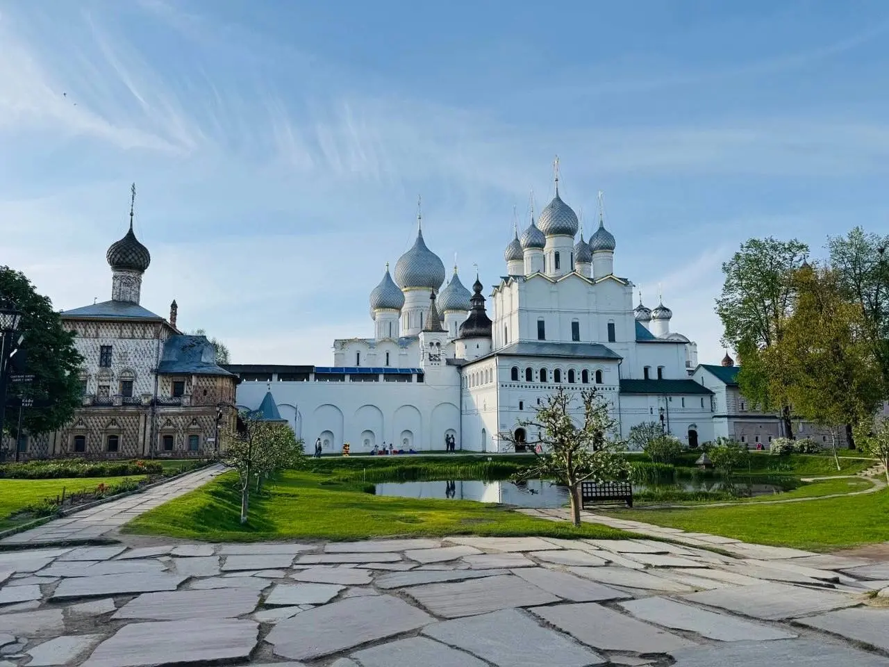 Концерт «Времена года» под открытым небом в Ростовском кремле