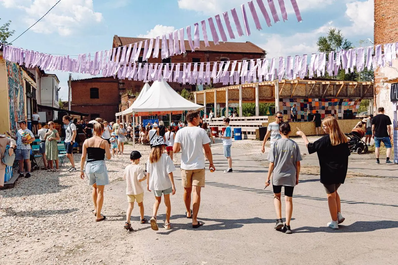 Лето на заводе