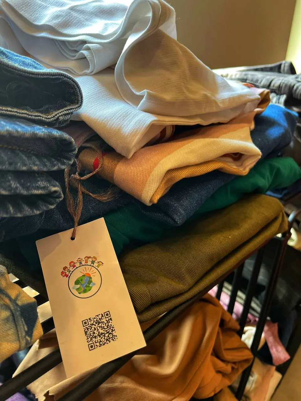 Благотворительная барахолка