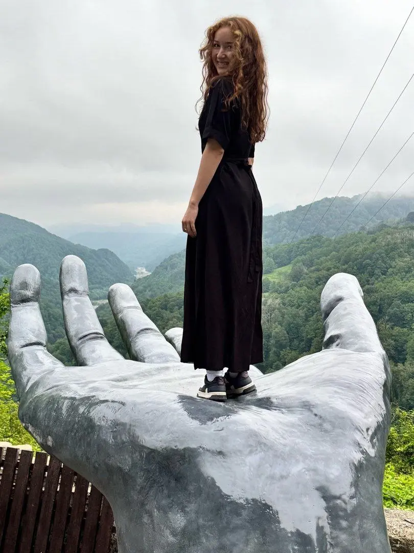 Рука свободы появилась вблизи Сочи