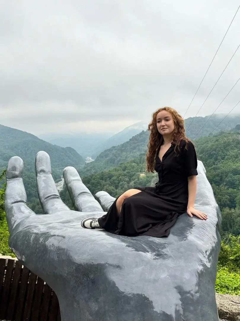 Рука свободы появилась вблизи Сочи