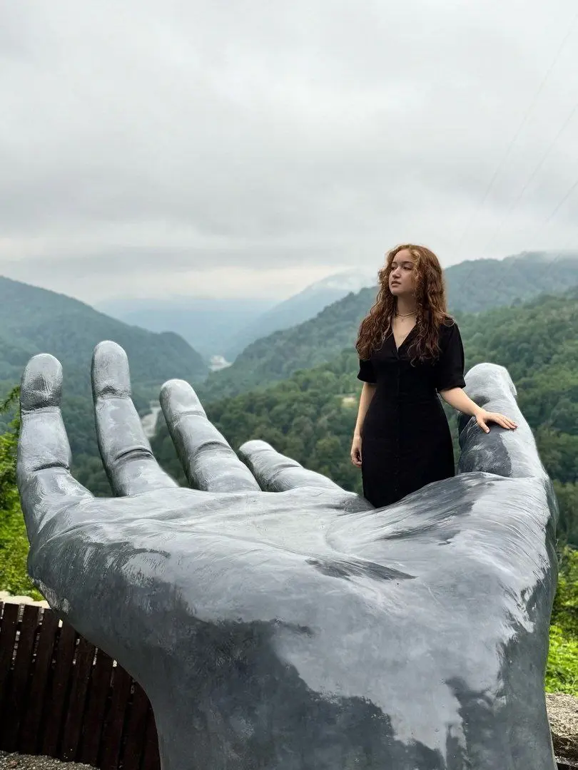 Рука свободы появилась вблизи Сочи