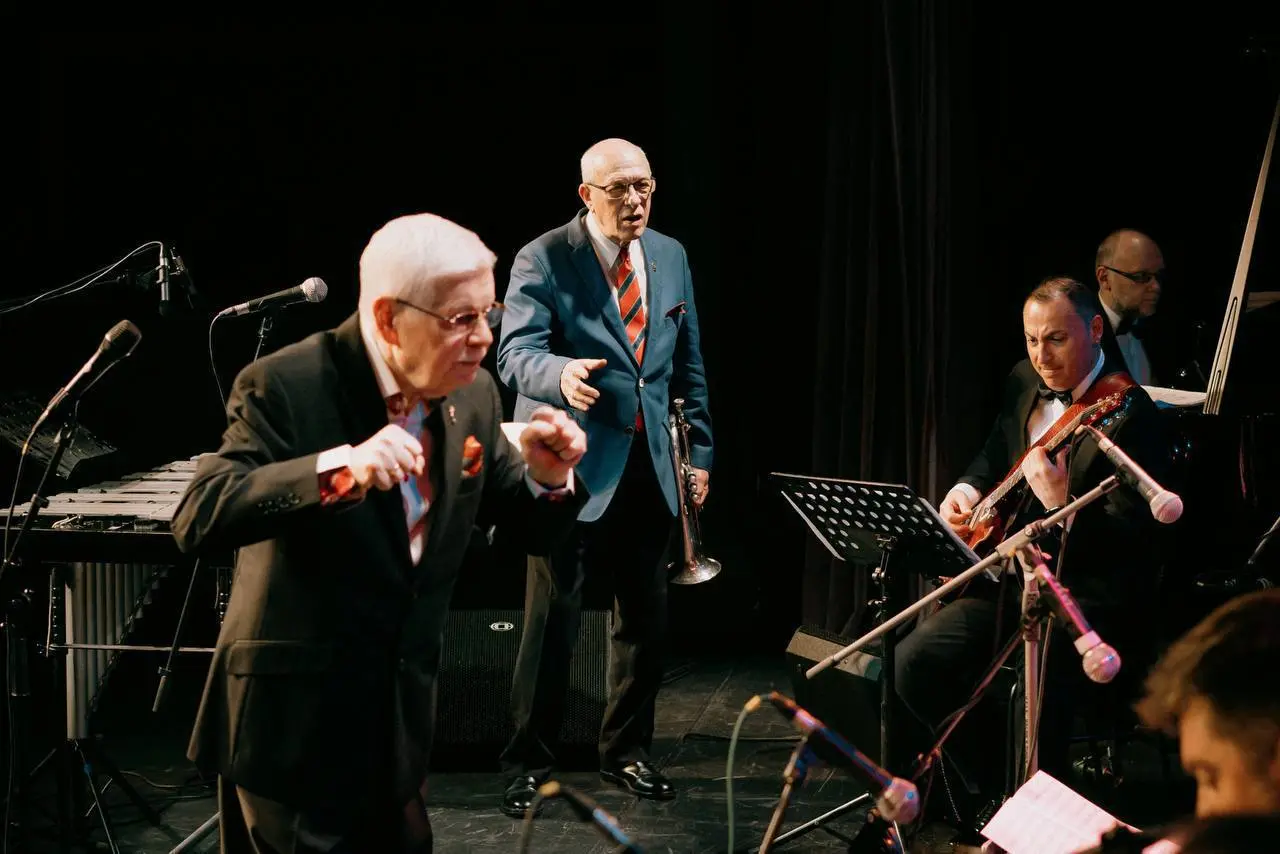 Творческий вечер Анатолия Кальварского: «Потому что ты есть у меня...»