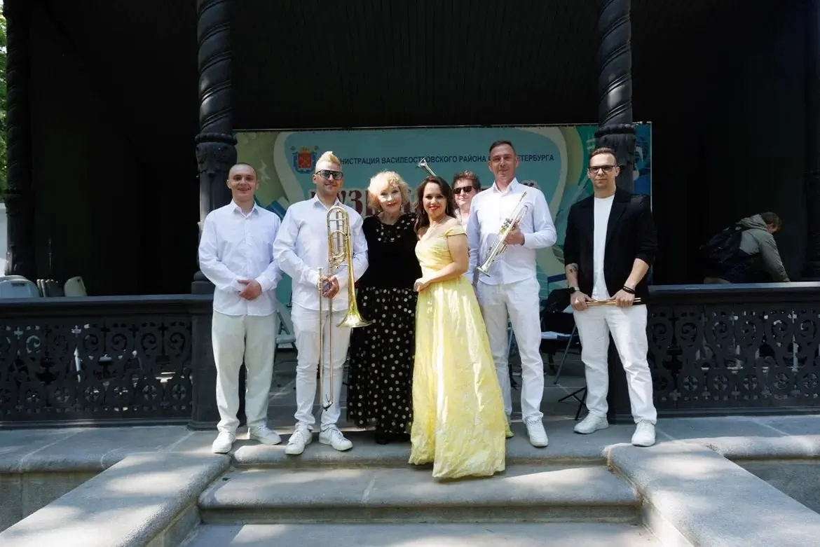 Музыкальный салон в Румянцевском саду