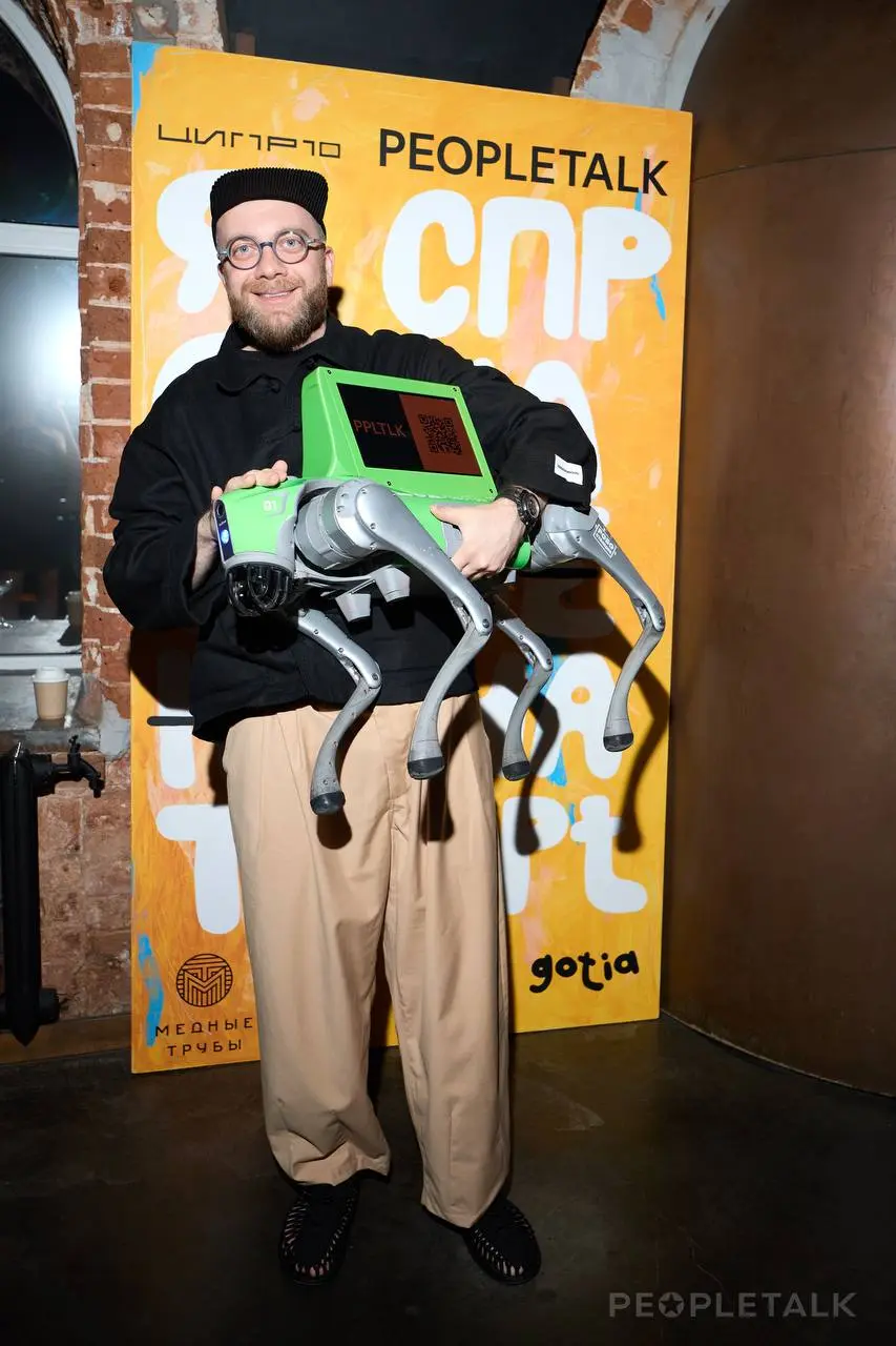 PEOPLETALK x ЦИПР в легендарном баре «Медные трубы»