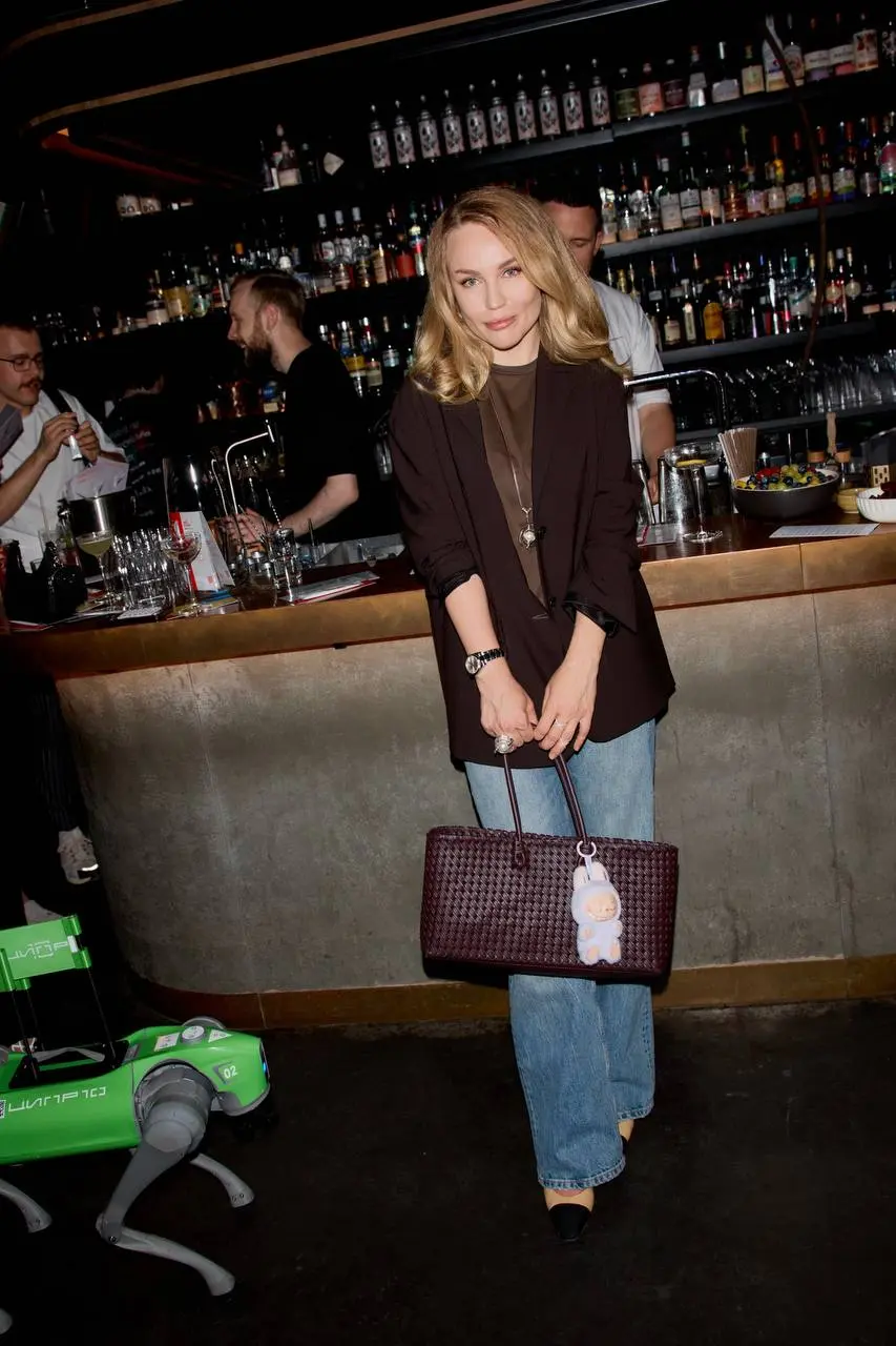 PEOPLETALK x ЦИПР в легендарном баре «Медные трубы»