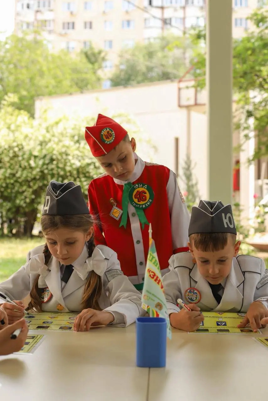 Волшебное колесо - 2025: юные знатоки ПДД в действии!