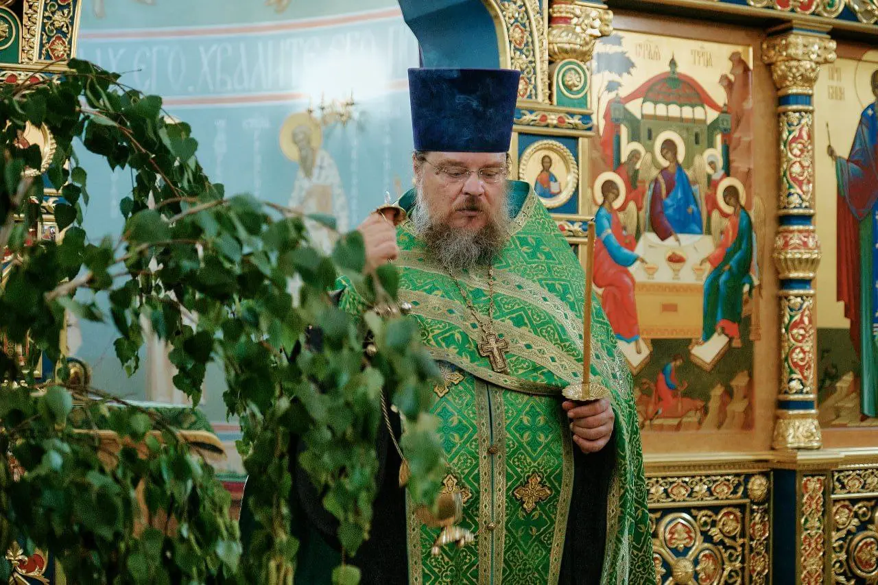 Праздничное Всенощное бдение в храме Святой Троицы, г. Астрахань