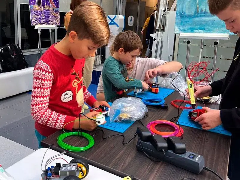 Бесплатный мастер-класс по сборке роботов