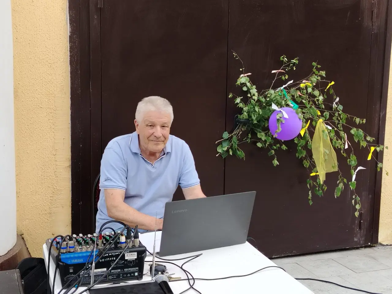 Праздник Троицы: концертная программа в Центре Культуры и Досуга МО Каменецкое