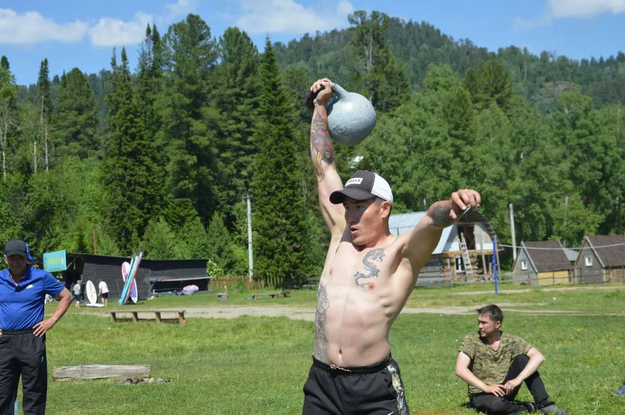 Тюрюк байрам. Праздник кедра